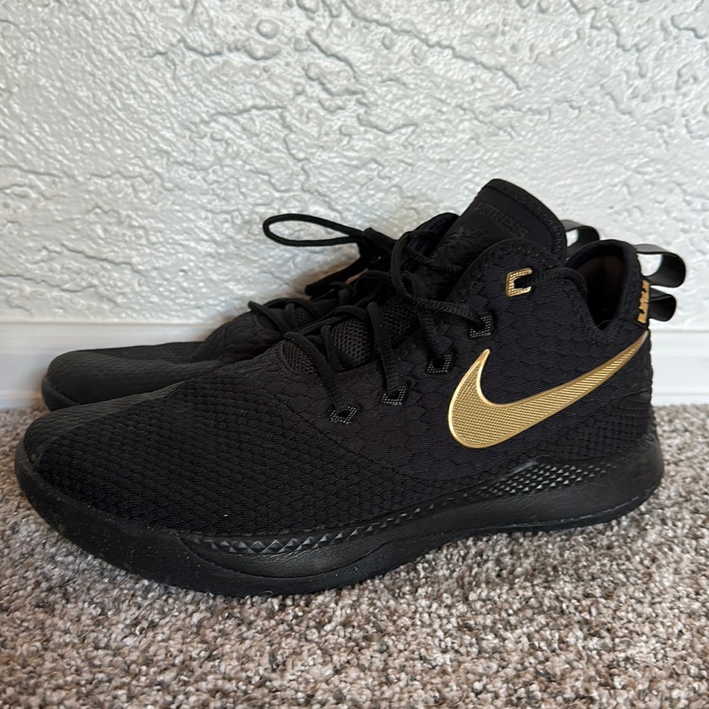 Nike Lebron Witness 3 sneakers